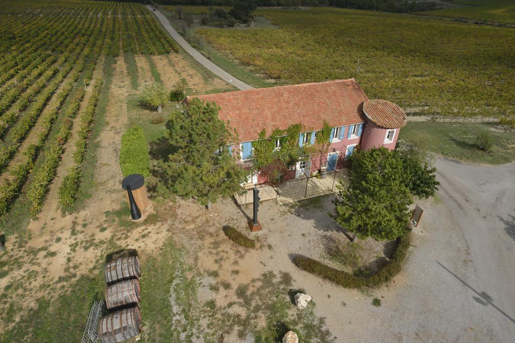 Bed and Breakfast Les Terres de Saint Hilaire à Ollières Chambre photo