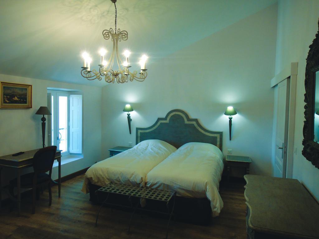 Bed and Breakfast Les Terres de Saint Hilaire à Ollières Extérieur photo